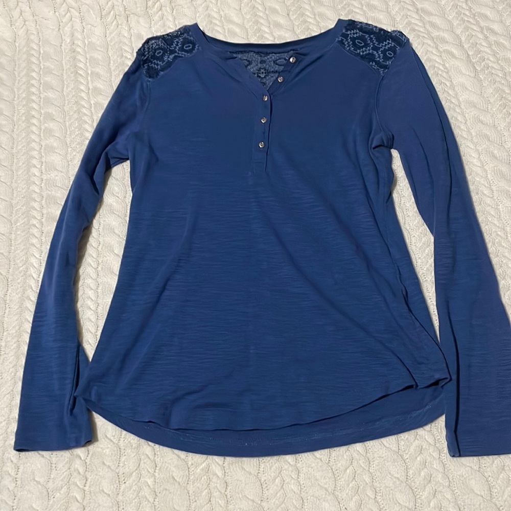 Long sleeve shirt